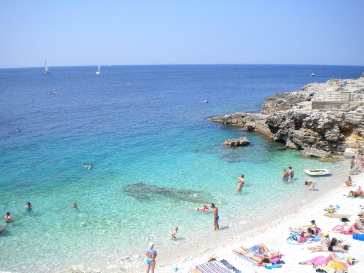 Apartman Adriatic Пула Екстер'єр фото
