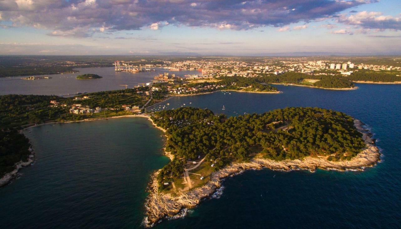 Apartman Adriatic Пула Екстер'єр фото